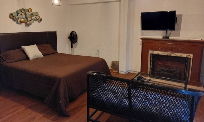 Miguel Hidalgo Apartamento | Comfortable private studio in CDMX ¨La Luna¨.