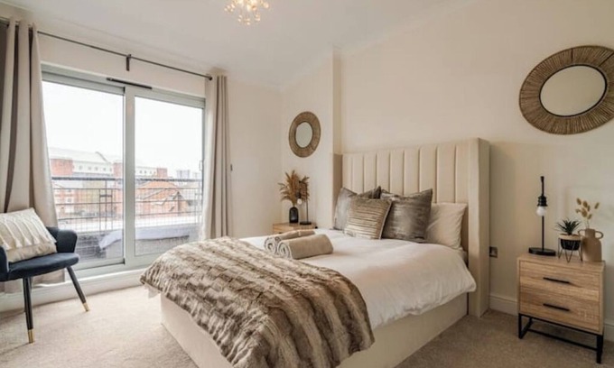 Birmingham City Centre Apartamento | Comfortable penthouse in the center - Free parking and balcony
