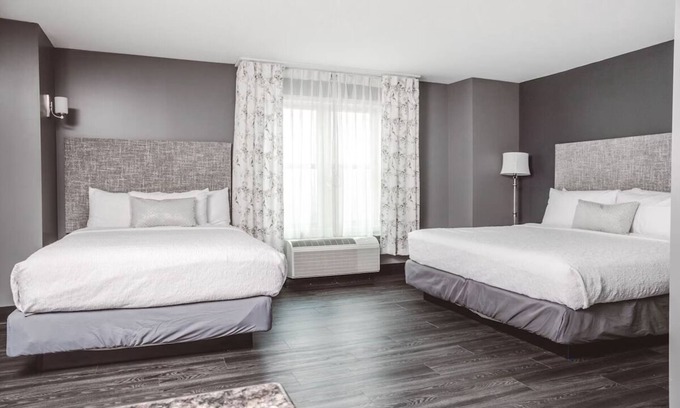 Zion Hotel | Comfortable, Pet-Friendly Stay w/ Firepits, Gym & Garden Pergolas l Four Rooms