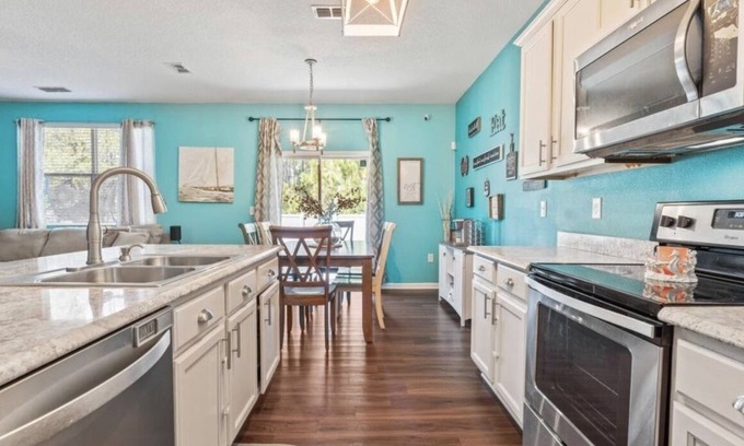 Amelia National Casa | Comfortable & Spacious Home Near Fernandina Beach!