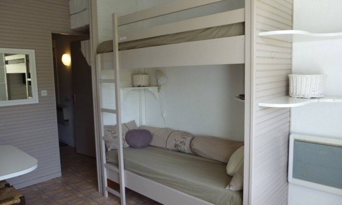 Arette Apartamento | Estudio cómodo con balcón y guardaesquís, 4/6 personas, a pie de pistas