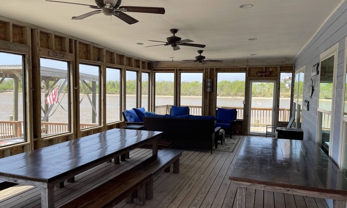 Matagorda Cabaña | Comfortable Two Bedroom on the river, WIFI, Lighted Pier with beautiful sunsets!