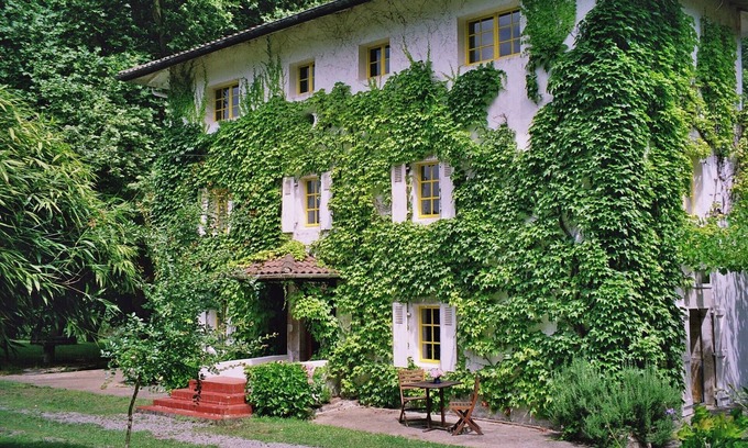 Bardos Casa | Cómoda casa de vacaciones cerca de Biarritz en un antiguo molino de agua