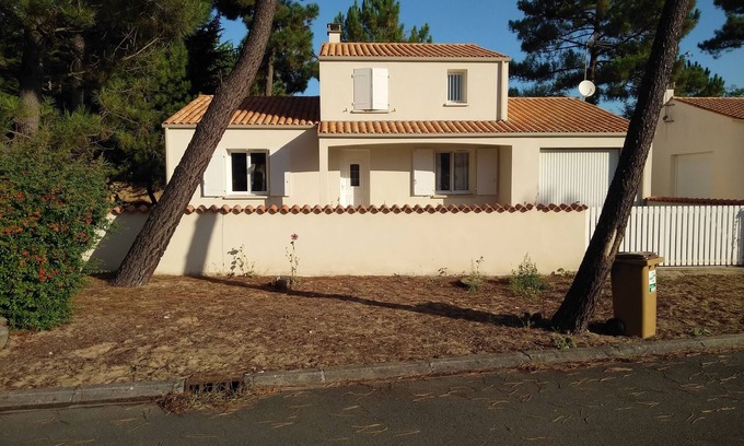 La Faute-sur-Mer Villa | Villa confortable, acceso directo al mar y el bosque