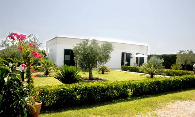 Melendugno Villa | Villa confortable rodeada de vegetación cerca del mar, Torre dell'orso y Otranto