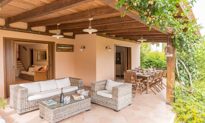 Eden Rock Villa | Cómoda villa con vistas al mar