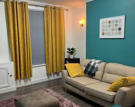 Bolton Apartamento | Comfortably furnished 2 bedroom home in Bolton