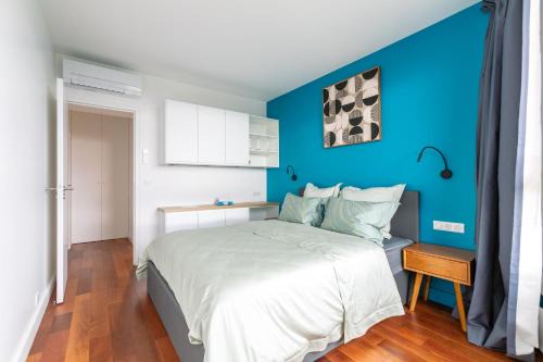 Puteaux Casa | Comfortion Norma - Suite de luxe avec vue sur la Tour Eiffel