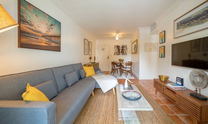 Key Biscayne Apartamento | Comfy 1b getaway w/ BEACH ACCESS & full amenities