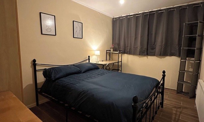 Roehampton Casa | Comfy 5 Bedroom Home close to Richmond