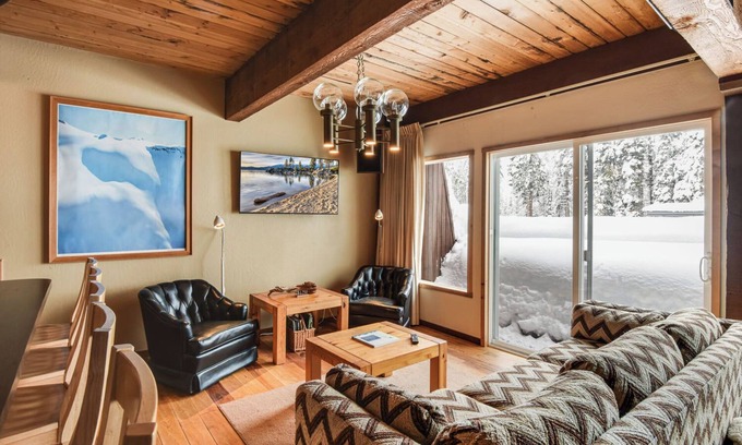 Olympic Valley Casa | Comfy Alpine Meadows | Endless fun