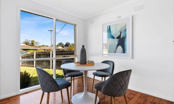 Grovedale Casa | Comfy bed Quiet Neighbourhood