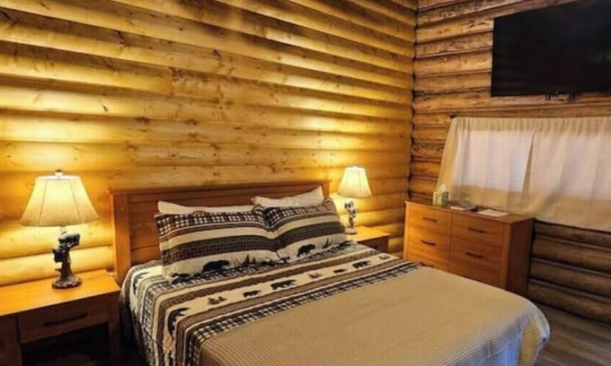 Cooke City-Silver Gate Cabina | Comfy Cabin in Cooke City