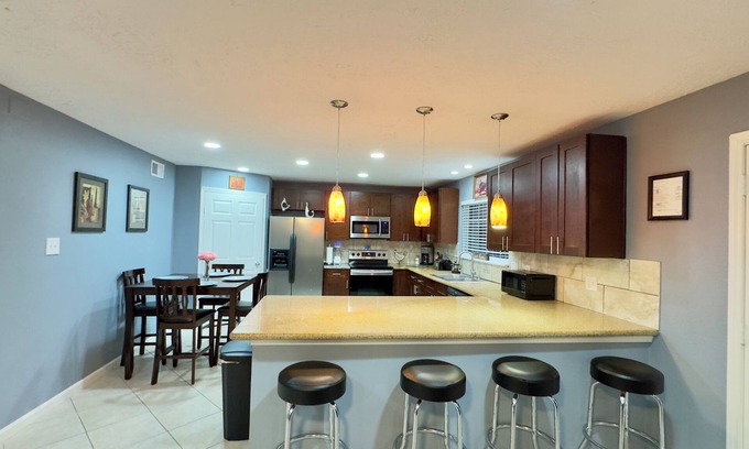 Clodine Casa | Comfy Haus at West Oaks Houston