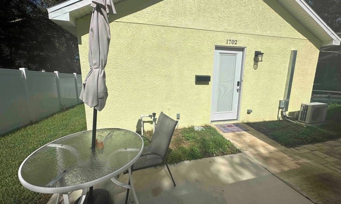 East County Civic Group Casa | Comfy Home Away from Home