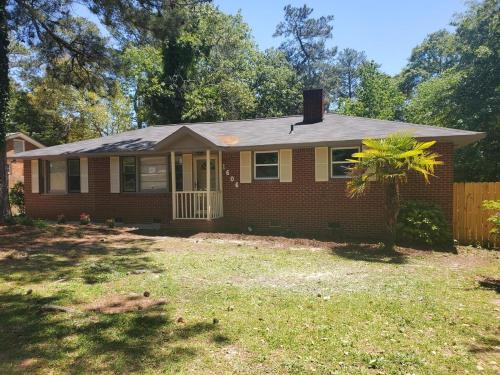 Woodfield Casa | Comfy Home in a Great Location!