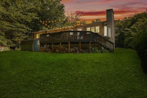 Tobyhanna Casa | Comfy Log Cabin Family & Pet Kind by State & Waterparks!
