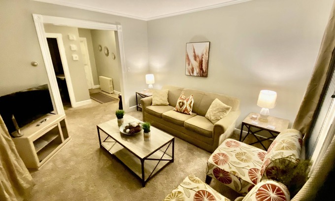 Middletown Apartamento | Comfy near Middlesex Hospital