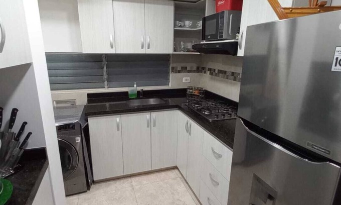 Menga Apartamento | Comfy, quiet, and montain view w/fast wifi