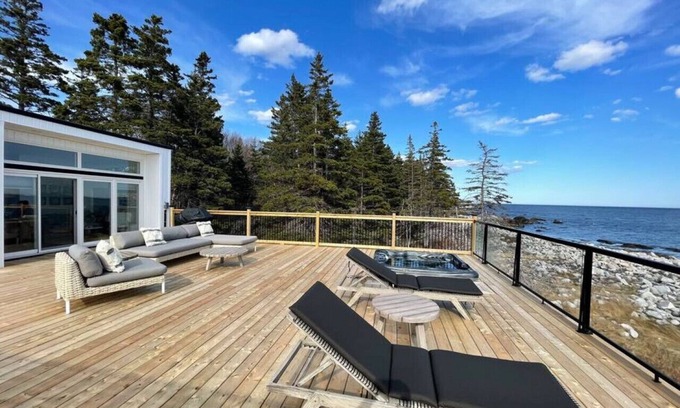 Hunts Point Cabaña | Comfy Seaside Cabana . Hot Tub, Sauna and All Weather Domes - Private