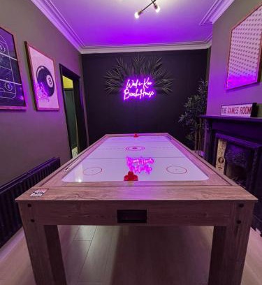 Cleethorpes Casa | Commercial Hot Tub Games Room