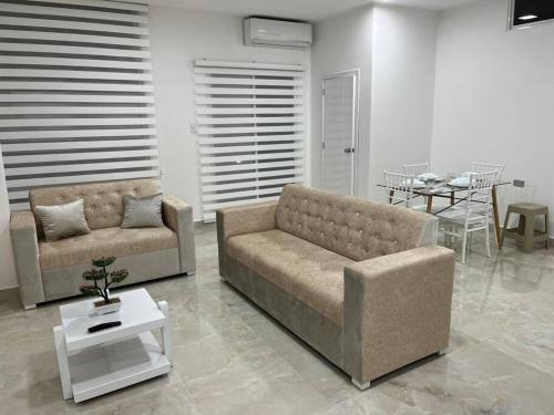 Machala Apartamento | Comodo APARTAMENTO EN UNIORO #9
