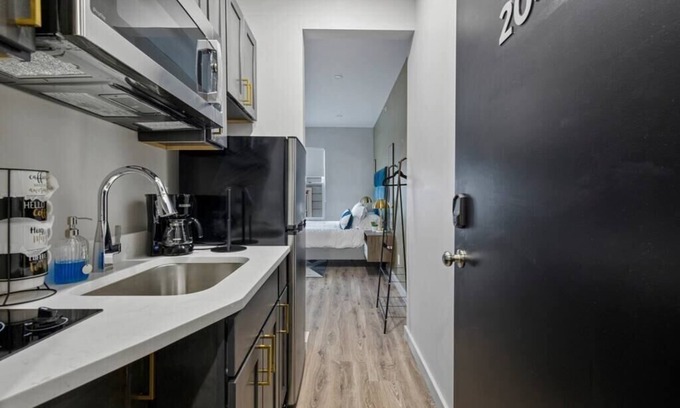 Middletown Apartamento | Compact Studio Suite Couples or Solo Travelers