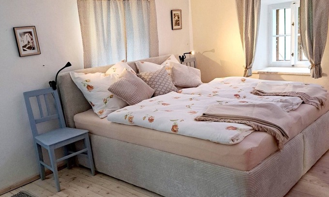 Gaming Apartamento | Compact vacation apartment (36 m2) in a secluded location with fireplace, terrace & stream access