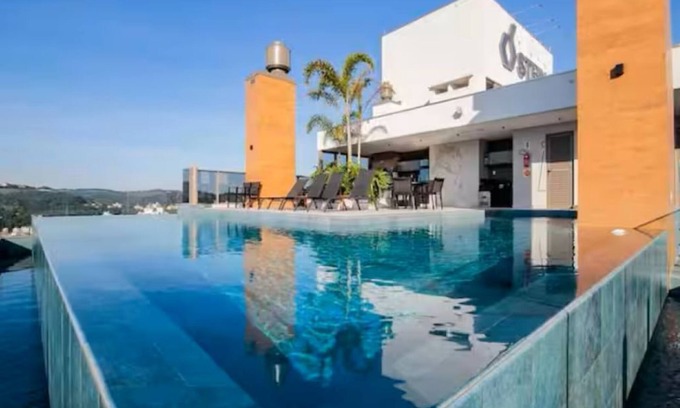 Centro Apartamento | Complete apartment with rooftop pool, gym and Wi-Fi 900m from Vila Germânica