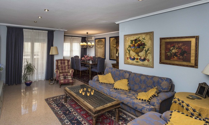 Monovar Apartamento | Apartamento Completo con Parking cubierto, Wif y 2 Smart Tv