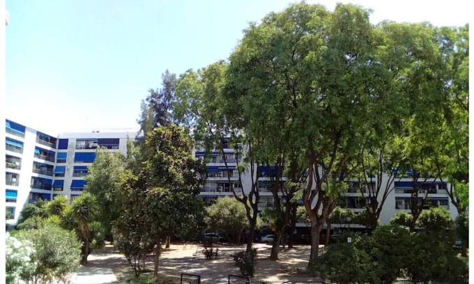 Leon XIII-Los Naranjos Apartamento | APARTAMENTO COMPLETO CON TERRAZA EN SEVILLA