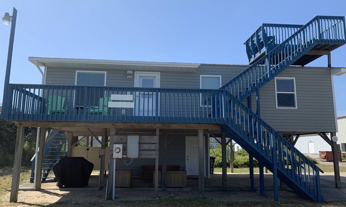 Kitty Hawk Casa | Completamente renovado Sal Caja con vista al mar y acceso fácil Beach