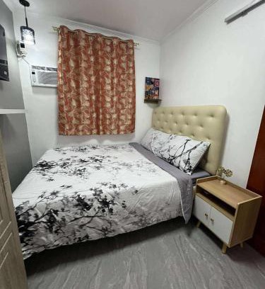 Compostela Cama Y Desayuno | Compostela Guest Room #3 Terrace, Rooftop, WiFi, Netflix