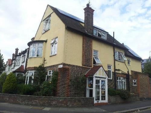Hillside Casa | Compton Guest House