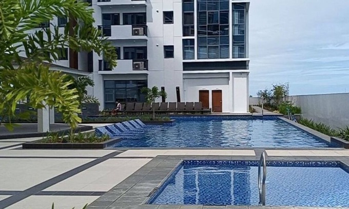 Lapu-Lapu Condominio | Condo by the Beach OMP Mactan International Airport Cebu 3-bedroom/3 bathrooms