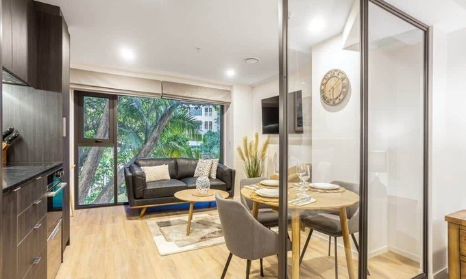 Newton Condominio | Condo in Auckland CBD with Pool and Gym! Queen St