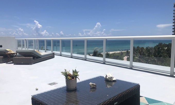 North Beach Condominio | Beautiful condo on Miami Beach with stunning views from private, large terrace.