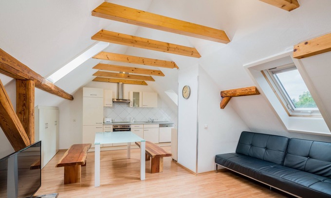 Zirndorf Apartamento | Condo V - modern apartment for up to 6 people