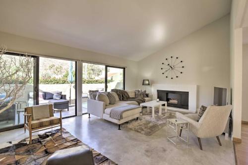 Canyon Corridor Apartamento | Condo with Mountain Views-3mi to DT Palm Springs