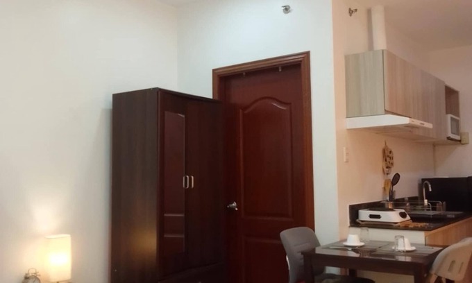Cebu Condominio | Condo with rooftop swimming and Gym overlooking the famous Ayala Center Cebu.