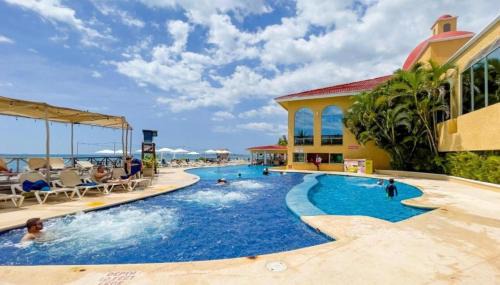 Puerto Juarez Apartamento | Condohotel con acceso a la playa