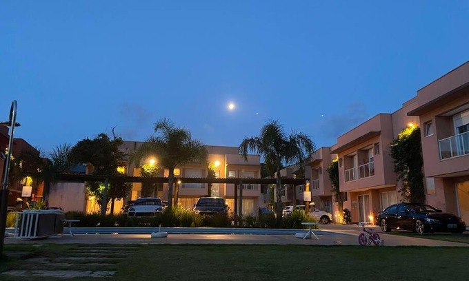 Boicucanga Beach Casa | Condomínio pé na areia, super novo e confortável.