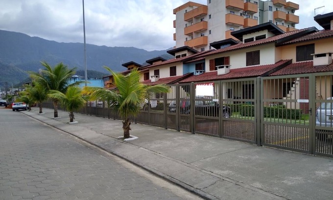 Caraguatatuba Casa | Condominium House - Swimming Pool + Wi-Fi Internet, up to 10 people - close to the beach