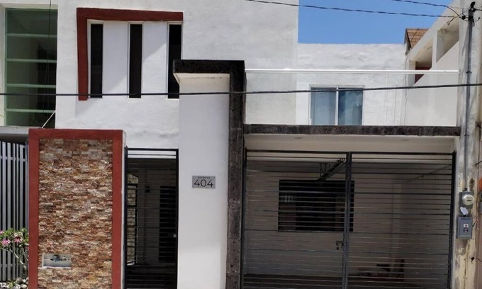 Tampico Casa | Conexión Perfecta Entre Playa y Aviones