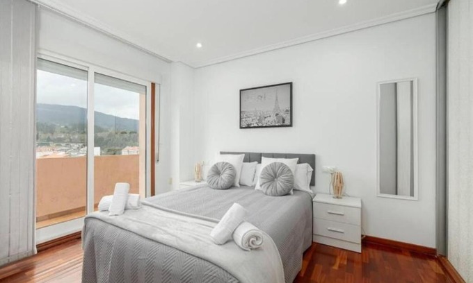 Redondela Apartamento | CONFORT, LUZ y ATARDECERES