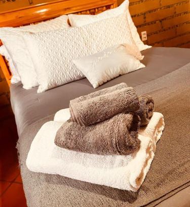 Santo Domingo Casa | Confortables cabañas con alberca y vistas a las montañas