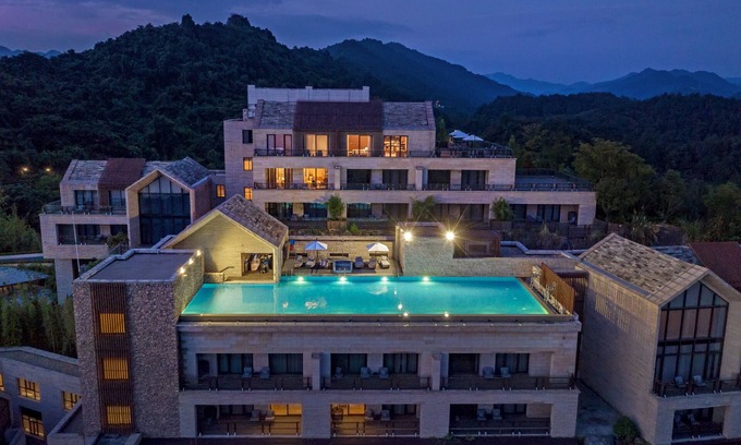 Tonglu County Complejo | Conrad Hangzhou Tonglu