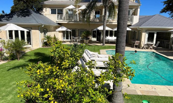 Alphen Cabina | Constantia Valley Lodge