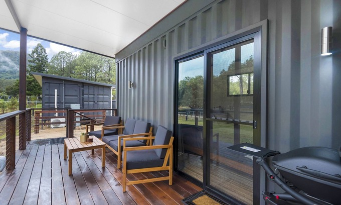Nimbin Casa | Contained in Nimbin