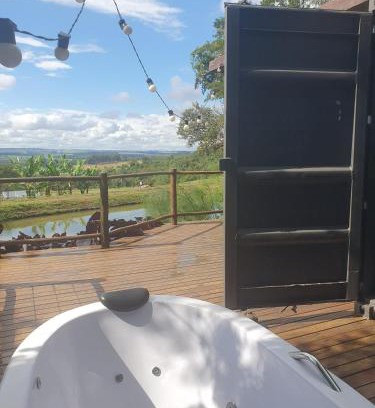 Brotas Chalet De Esquí | Container Beija-Flor com SPA e Cachoeira